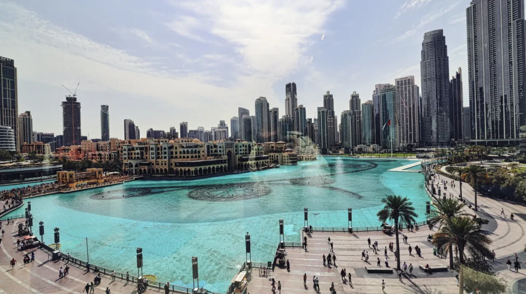 Photo Gallery view of modern skyscrapers in Dubai – DICAPLO visual showcase